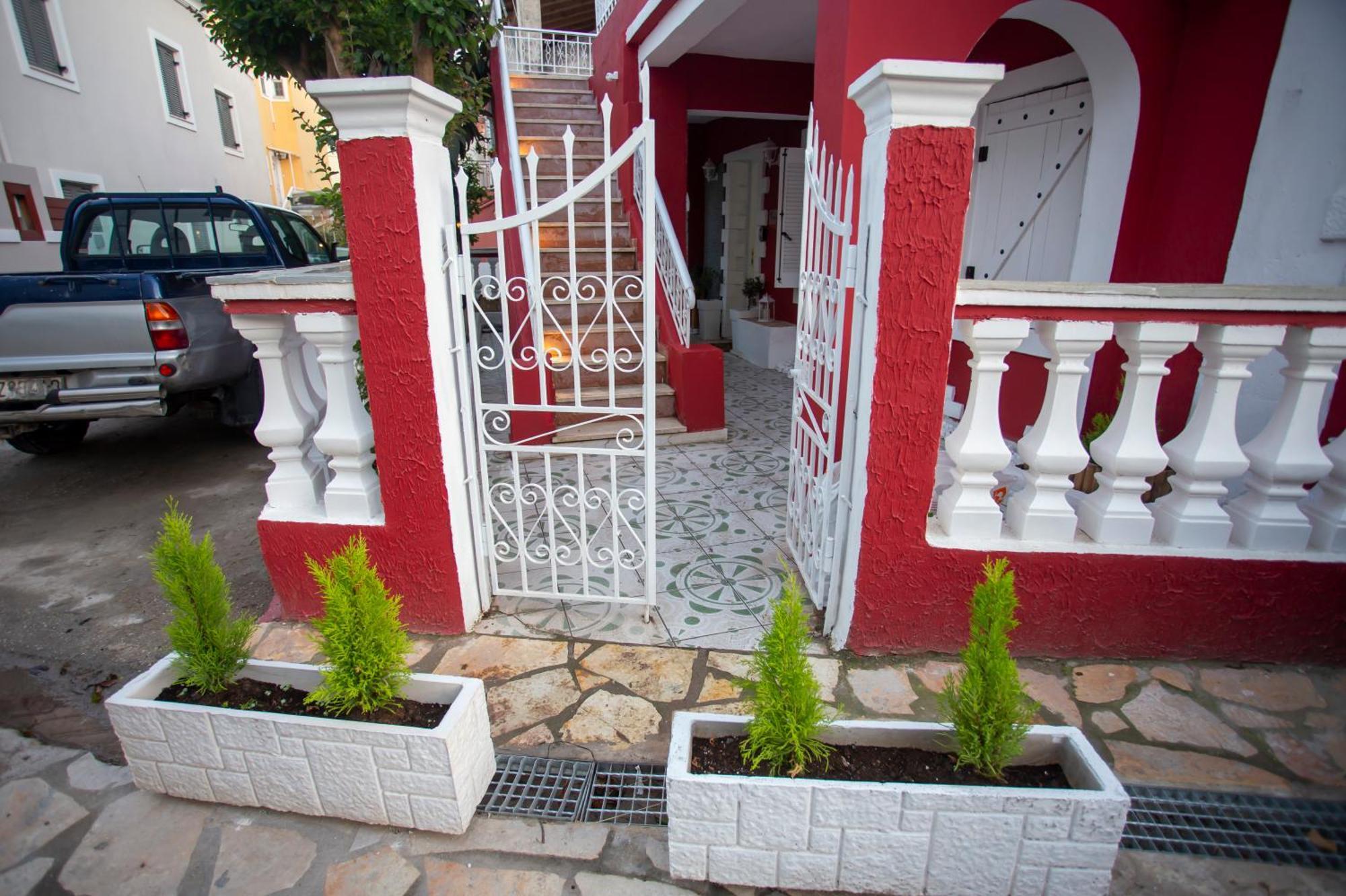 Anatoli Studios In Front Of The Beach Mesongí Exterior foto